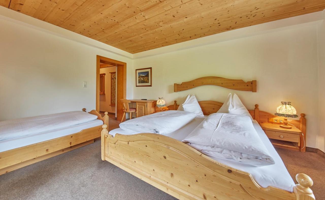 Sportpension Enzian Saalbach-Hinterglemm Exterior photo