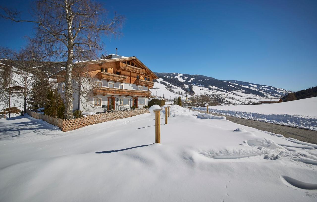 Sportpension Enzian Saalbach-Hinterglemm Exterior photo