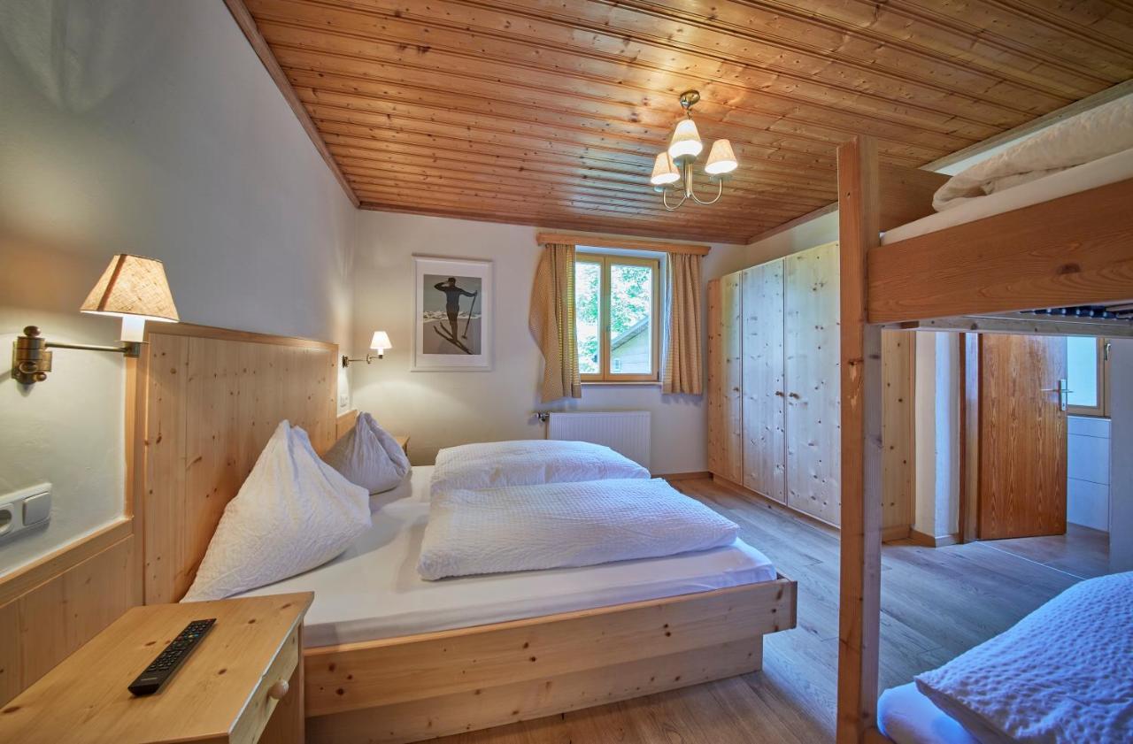 Sportpension Enzian Saalbach-Hinterglemm Exterior photo