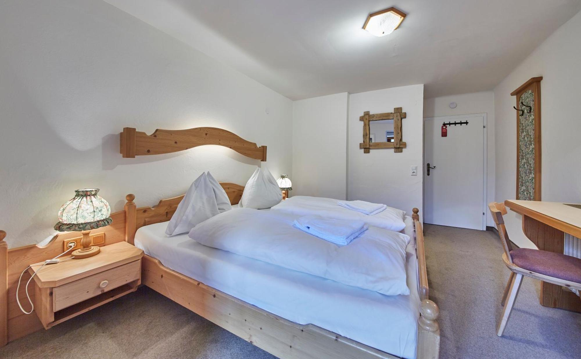 Sportpension Enzian Saalbach-Hinterglemm Exterior photo